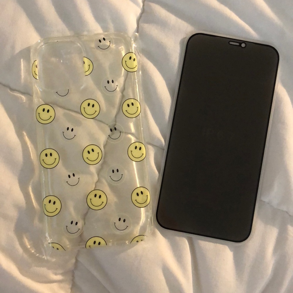 iPhone 12 Pro Max case AND privacy screen